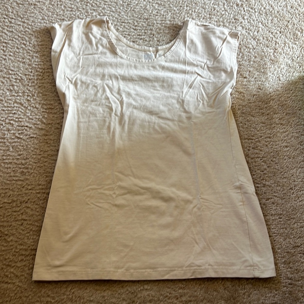 Beige T shirt